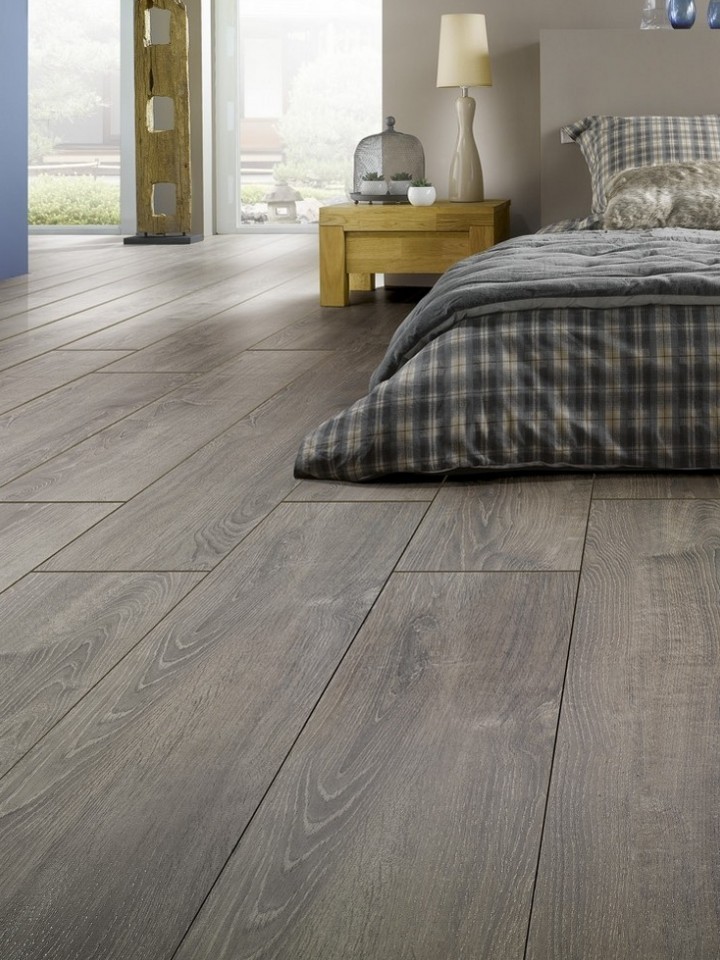 <span style="font-weight: bold; font-style: italic;">Montaj Instalare si eparatii Parchet laminat sau masiv</span>